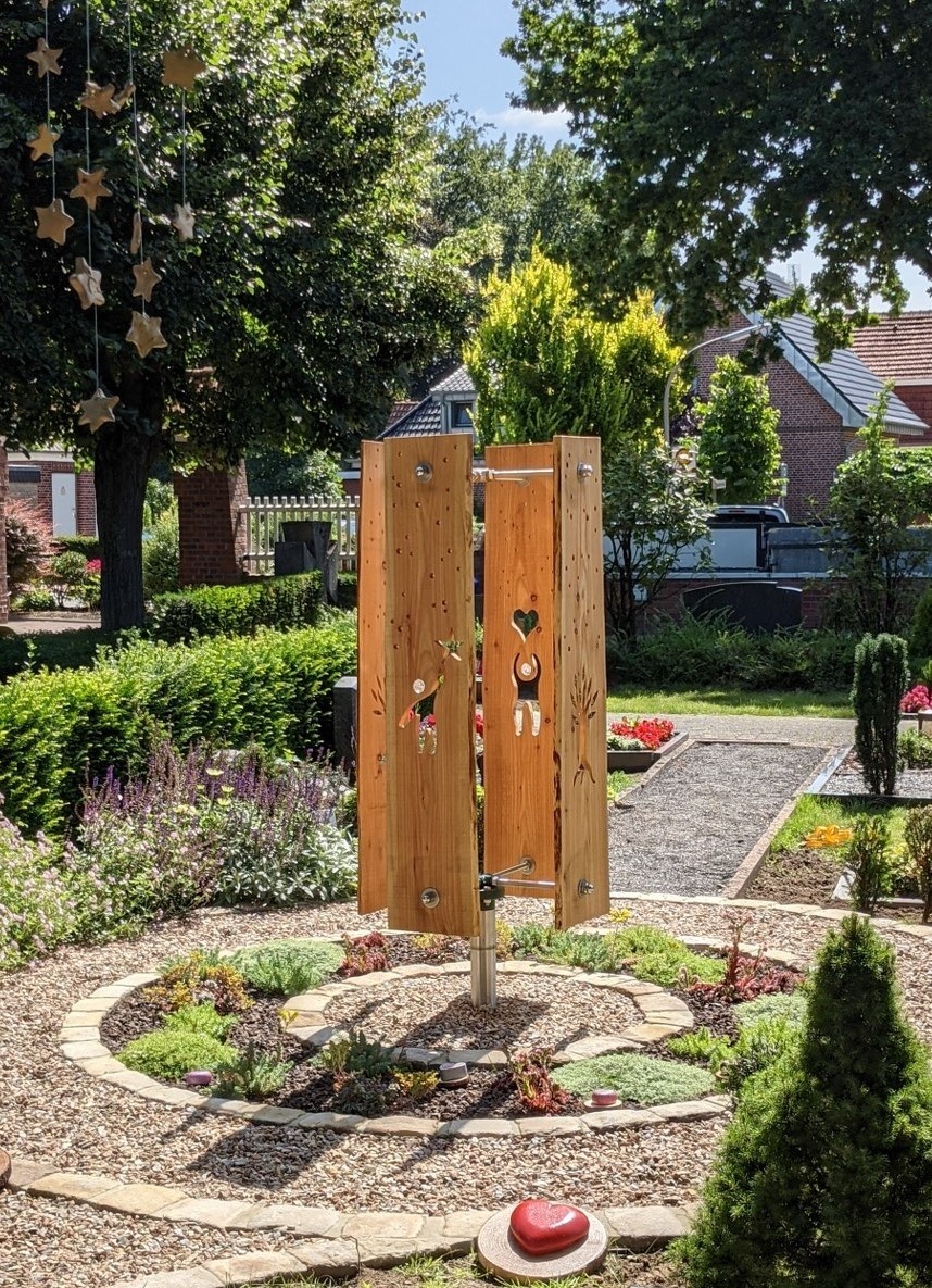 Stele des Sternenkinderfeldes